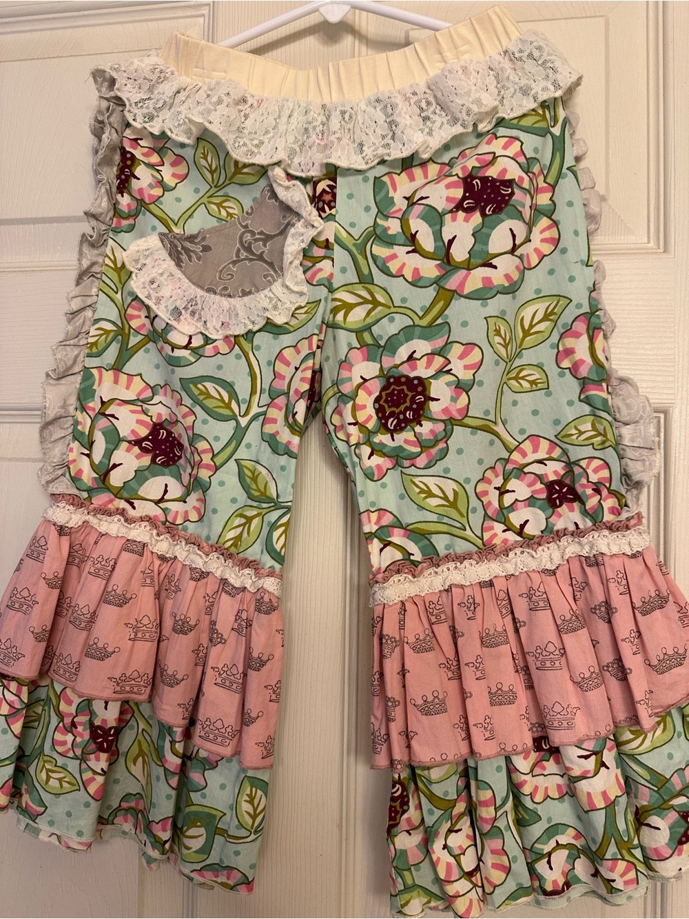 Mustard Pie Girls Floral Ruffle Capri Pants